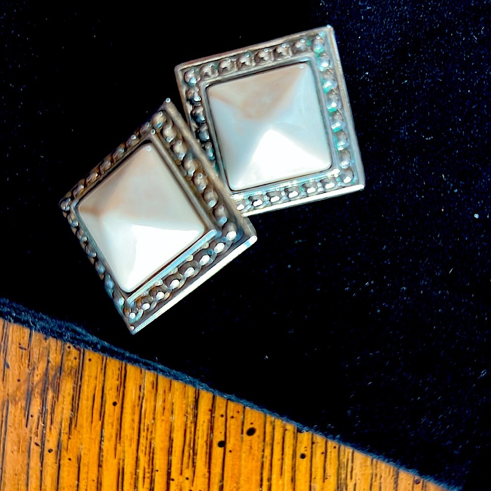 Authentic& Rare Givenchy clip Earrings.White Enamel& silvertone.Givenchy on clip